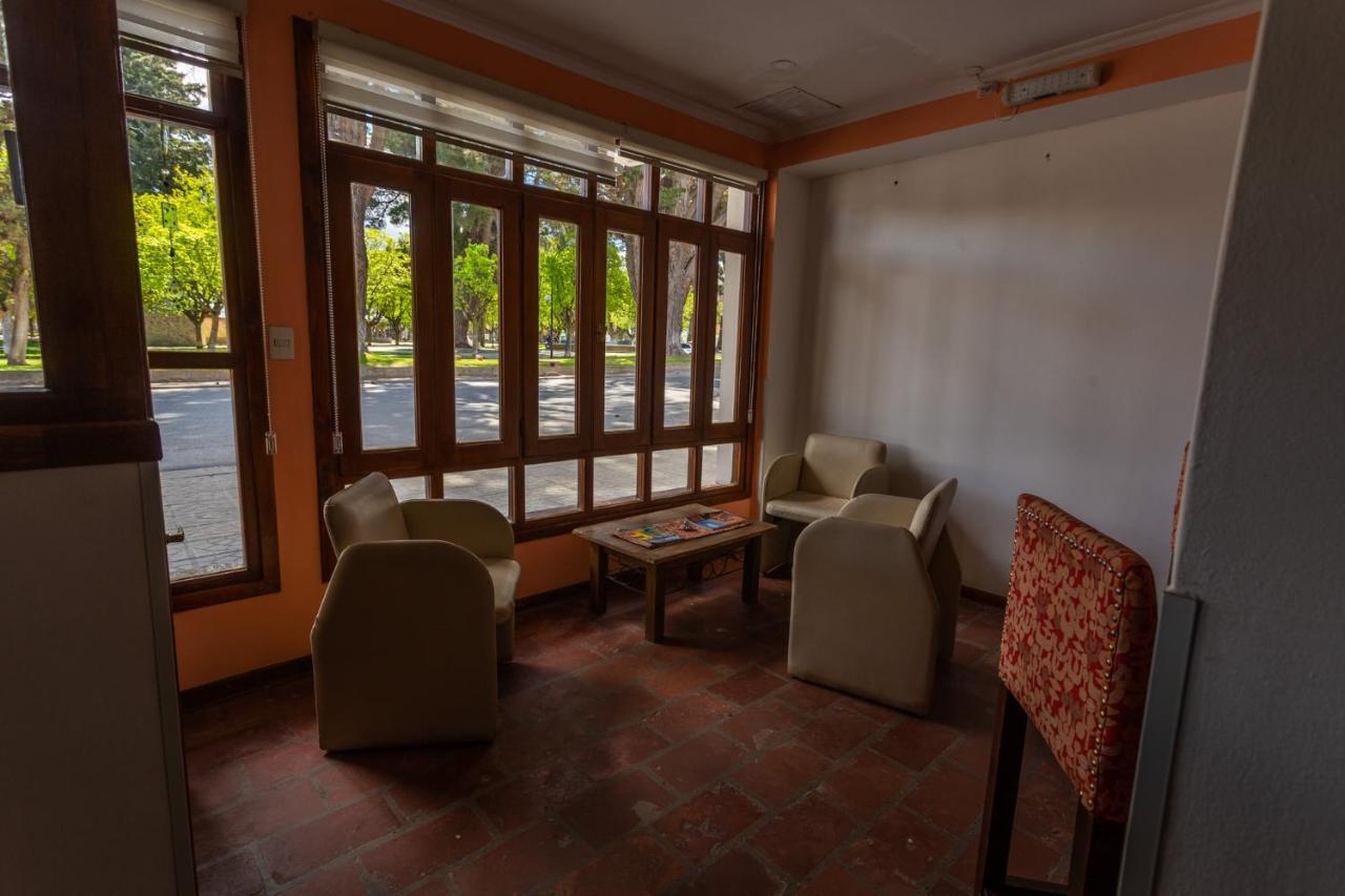 Pinto Terraza Vandrarhem Esquel Exteriör bild